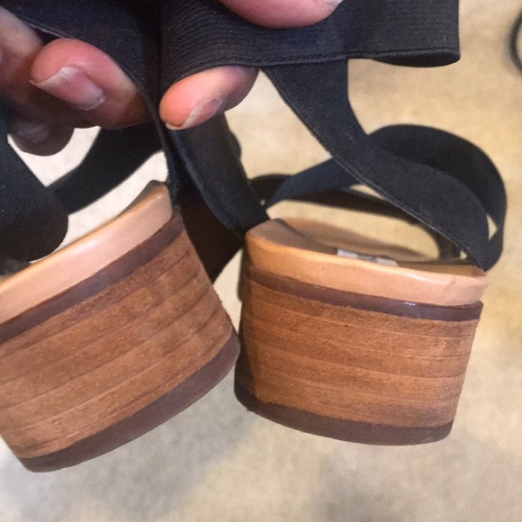 STEVE MADDEN Vonte Black Stretch Fabric Sandals-with Brown Heel-Size 9M - Picture 5 of 8